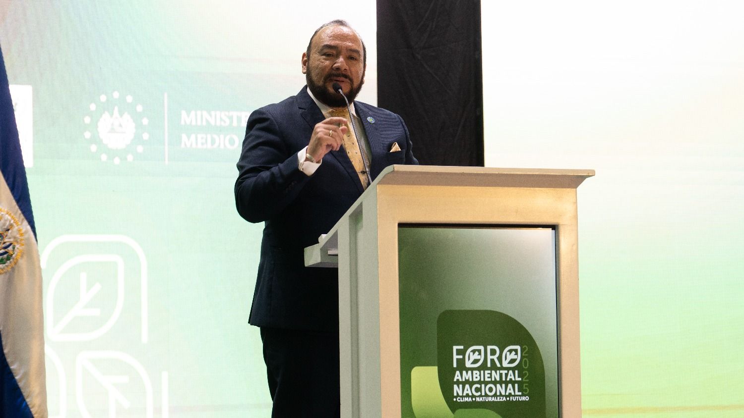 Odoo • Text and Image